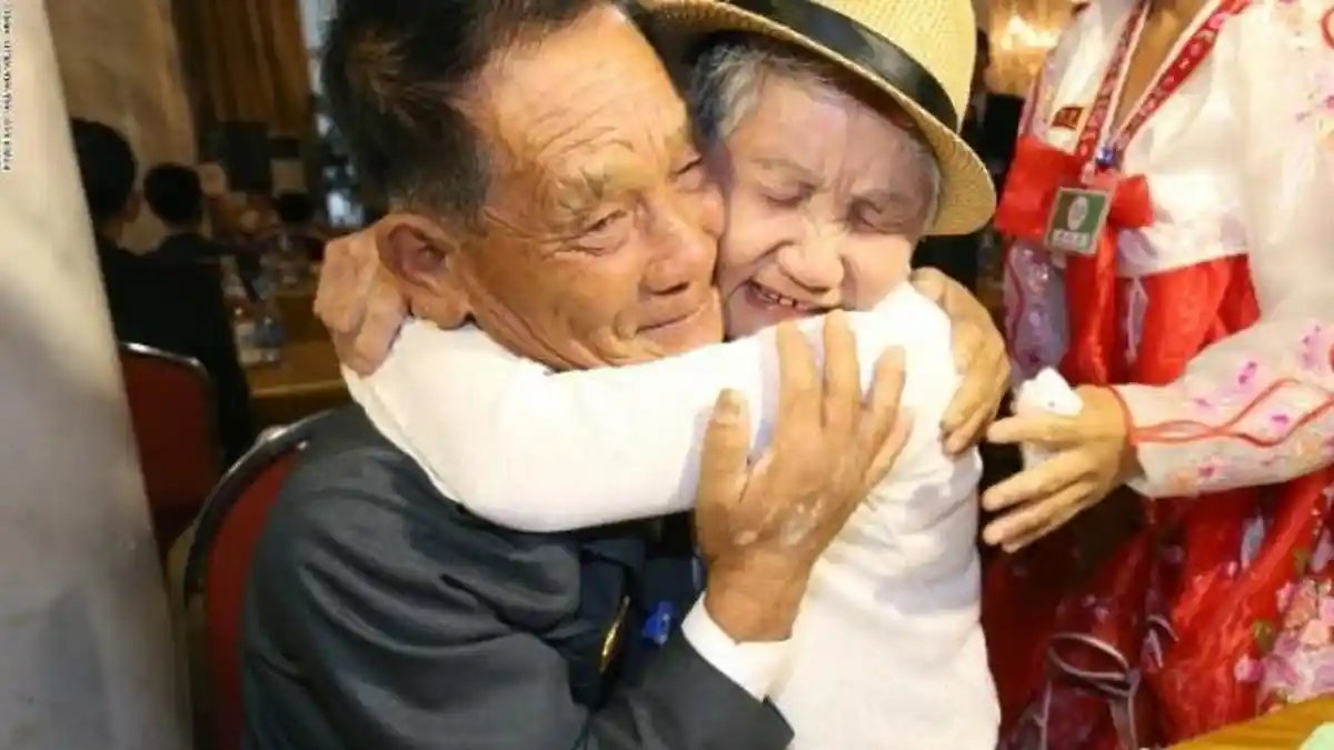 Haru, Terpisah karena Perang Selama 68 Tahun, Ibu dan Putranya Bertemu dalam Isak Tangis