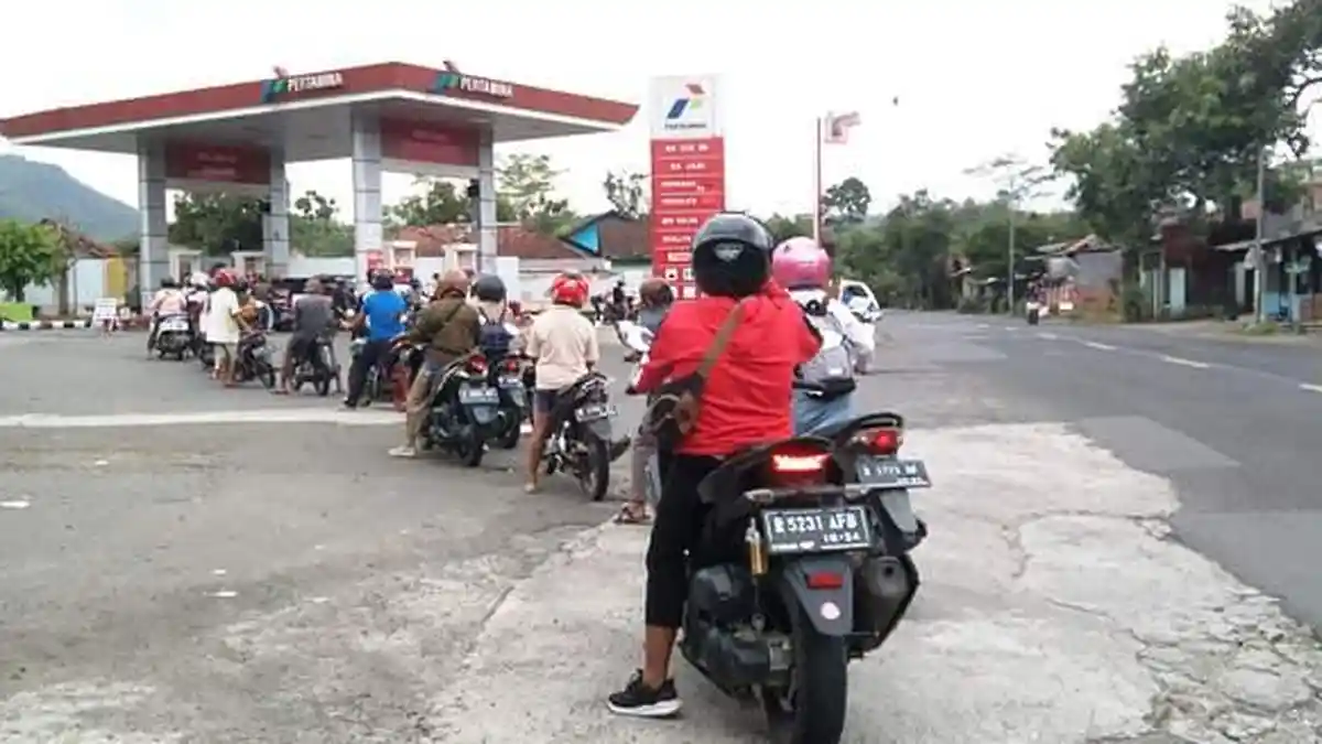 Berikut Daftar Motor dan Mobil yang Dilarang Isi BBM Pertalite di SPBU per 12 Desember 2024