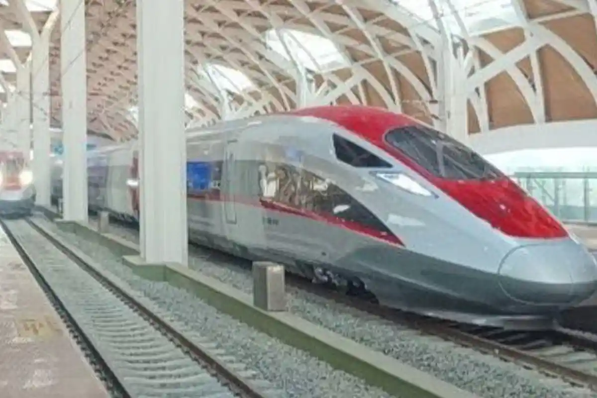 Selidiki Dugaan Korupsi Whoosh, KPK Minta Masyarakat Masih Naik Kereta Cepat: Agar Tidak Mengganggu