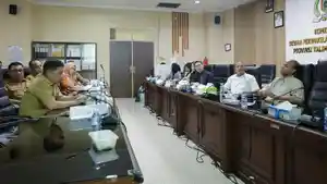 Pembahasan-Rancangan-Peraturan-Daerah-Raperda-tentang-perubahan-atas-Perda-Nomor-5.jpg