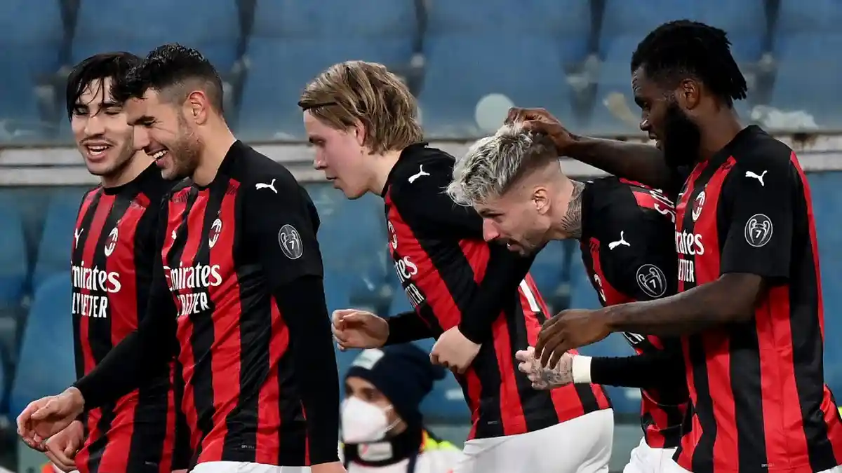 PREDIKSI AC Milan Vs Parma: Calabria Harus Waspadai Gervinho