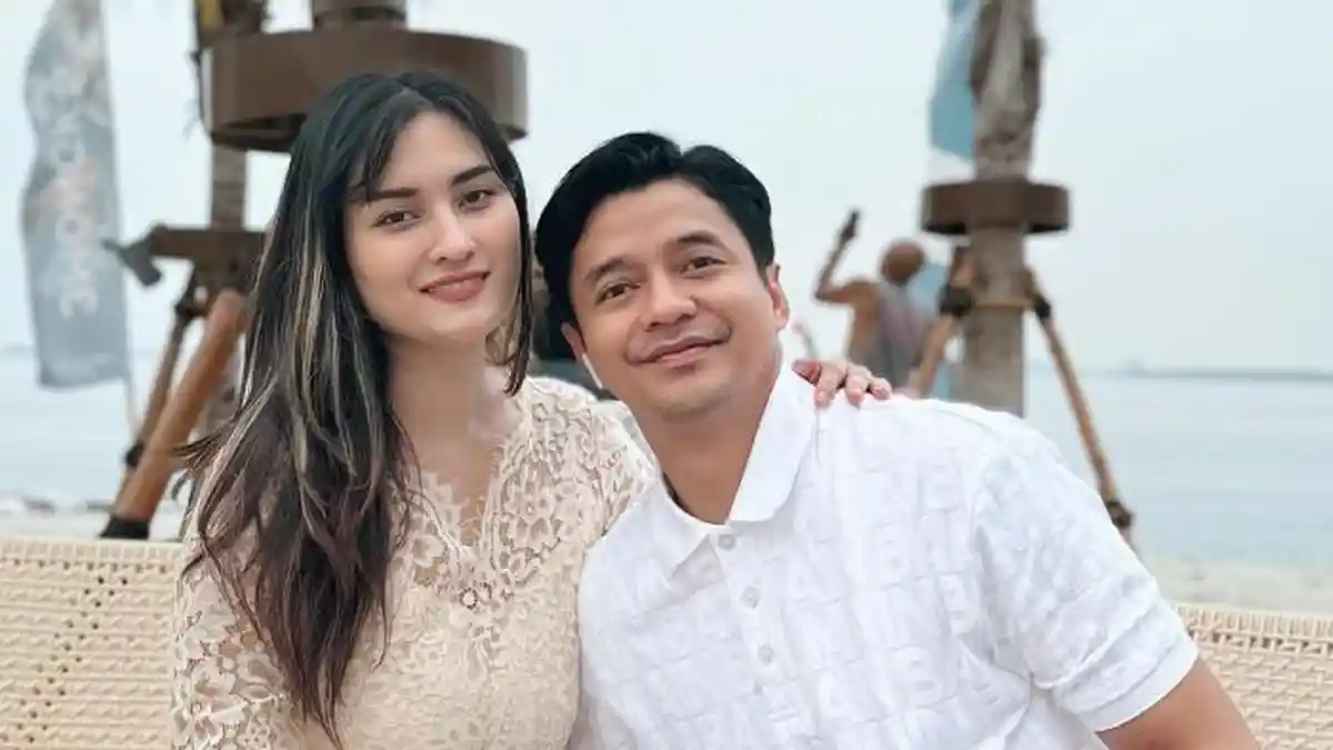 Resmi Cerai dari Angbeen Rishi, Adly Fairuz Kini Kena Kasus, Digugat ...