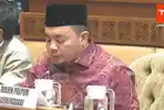 Ketua-KPU-RI-Mochammad-Afifuddin-membacakan-draf-revisi-PKPU-pilkada.jpg