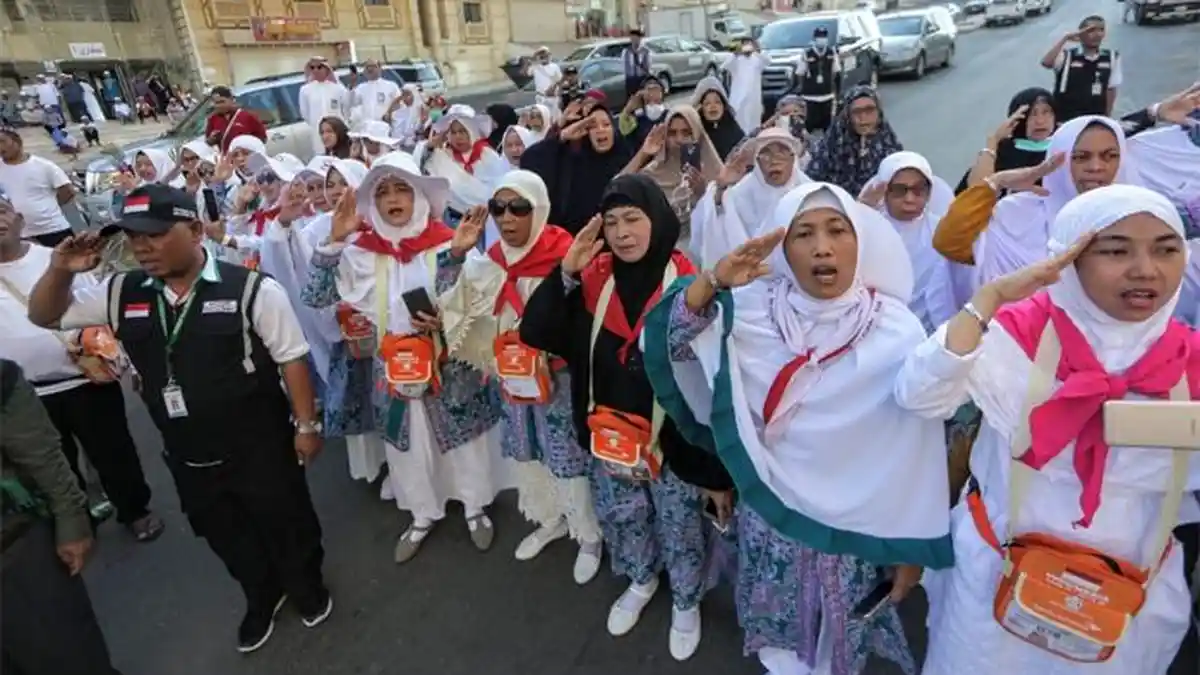 Jemaah Haji Menangis, Terharu Upacara HUT Kemerdekaan RI di Tanah Suci