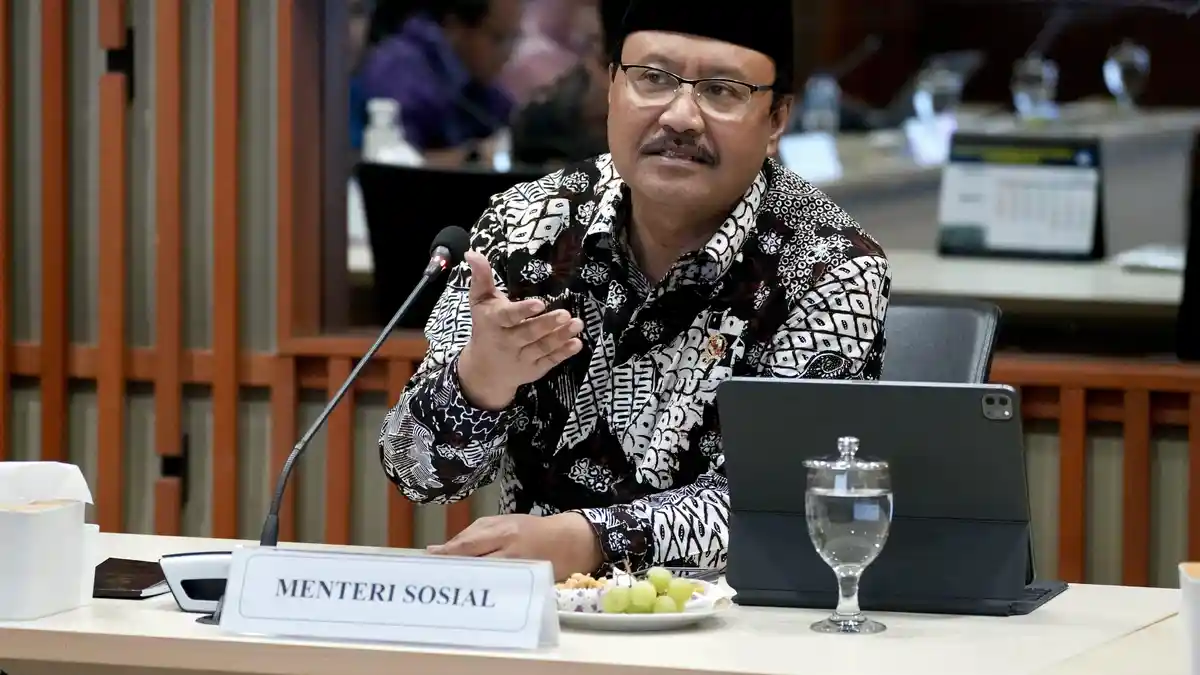 Pemerintah Buka Wacana Digitalisasi Penyaluran Bansos, Gus Ipul: Datanya Akurat 