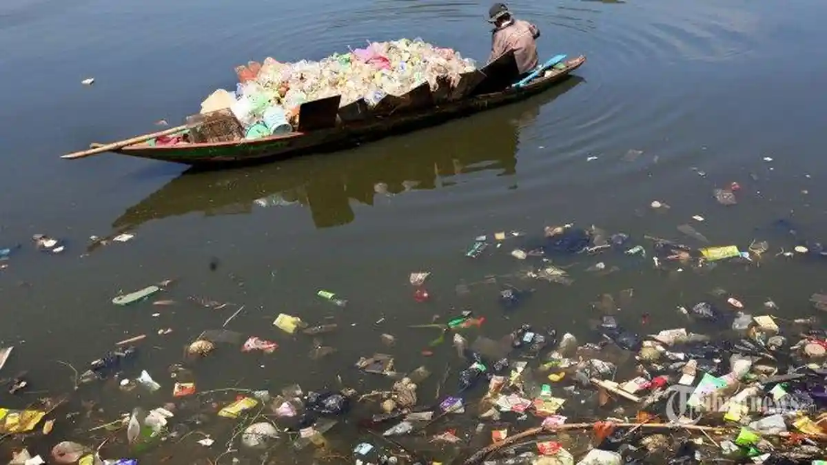 Ada Tiga Cara Mikroplastik Bisa Masuk ke Tubuh Manusia