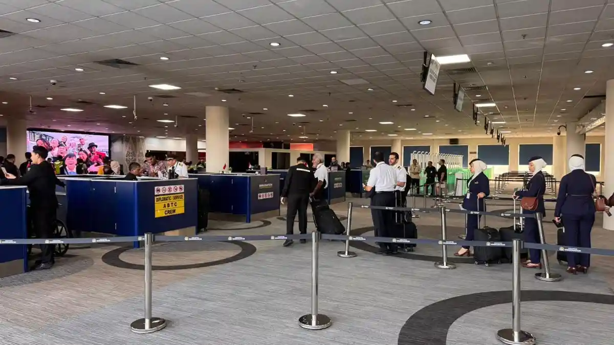 Pesawat Haji Mendarat Darurat, Imigrasi Medan Bekerja Tanpa Cela