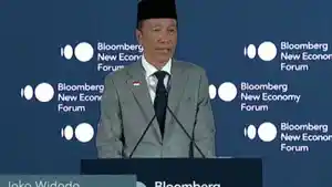 20251122-Jokowi-pidato-di-Bloomberg-new-economy.jpg