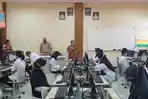 peserta-seleksi-pppk-guru-saat-berada-di-ruang-ujian-computer-assisted-test.jpg