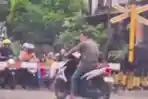 Pemotor-di-Probolinggo-Tewas-tertabrak-kereta.jpg