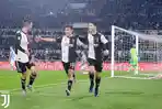 megabintang-juventus-cristiano-ronaldo-kanan.jpg