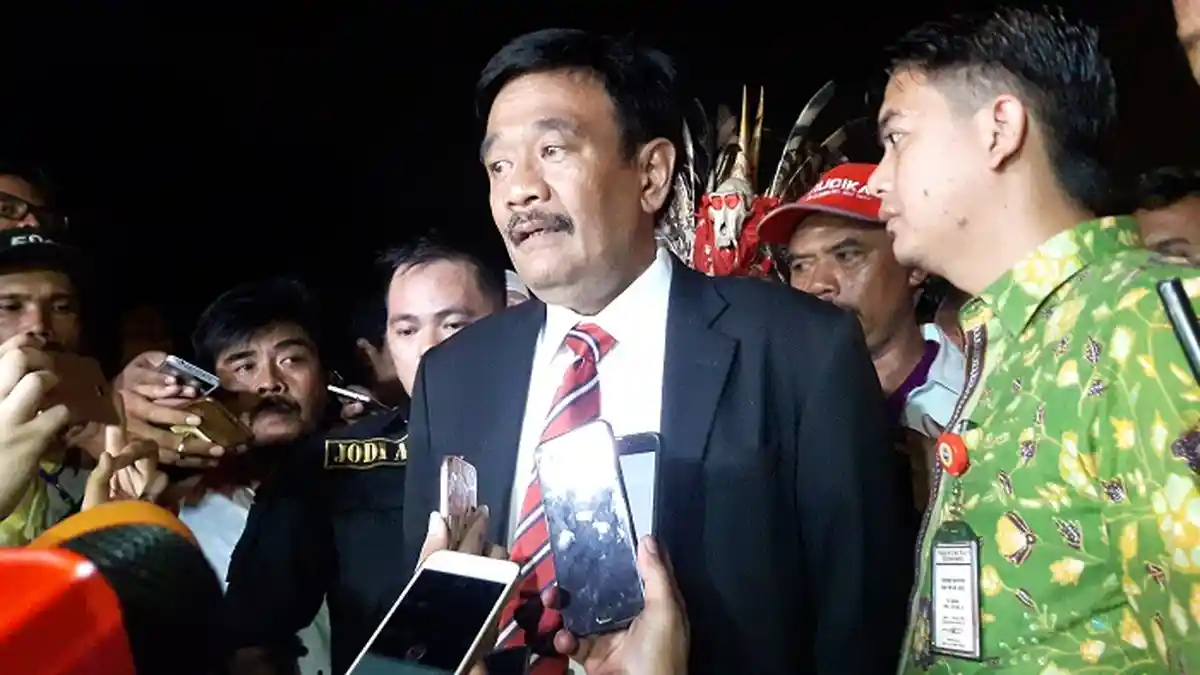 Sekda Berusaha Bujuk Djarot Hadiri Sertijab