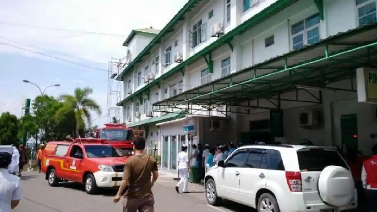 Rumah Sakit Elizabeth Batam Terbakar, Ratusan Pasien dan Keluarganya Kalangkabut