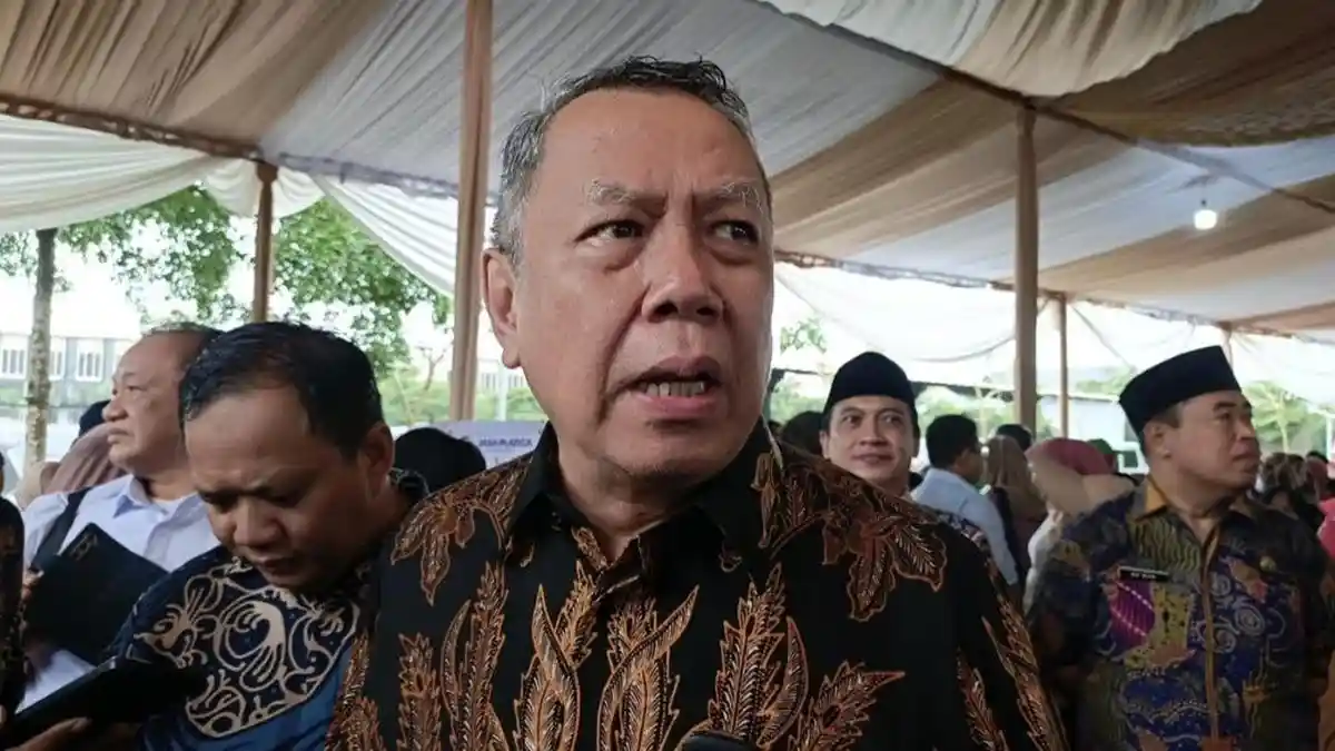 1.800 Honorer Tangsel Dirumahkan, Benyamin Davnie Janji Ada Solusi Lewat BLUD dan PJLP