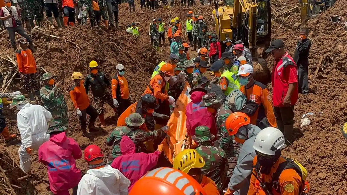 Cerita Korban Longsor Majenang Cilacap, Kisah Ayah yang Kehilangan Dua Putrinya: Saya Coba Tegar