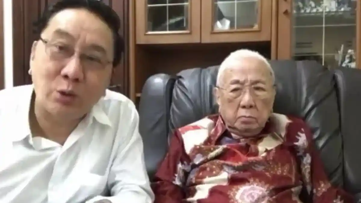 Cerita Eddy, Pria Berusia 100 Tahun Sembuh dari Covid-19 Berkat Perlindungan Vaksin