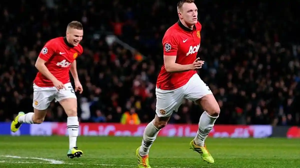 Phil Jones: Ini Kemenangan Penjawab Kritik