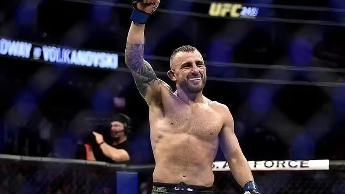 Islam Makhachev Cuma Awalan, Alexander Volkanovski Goda Conor McGregor Duel