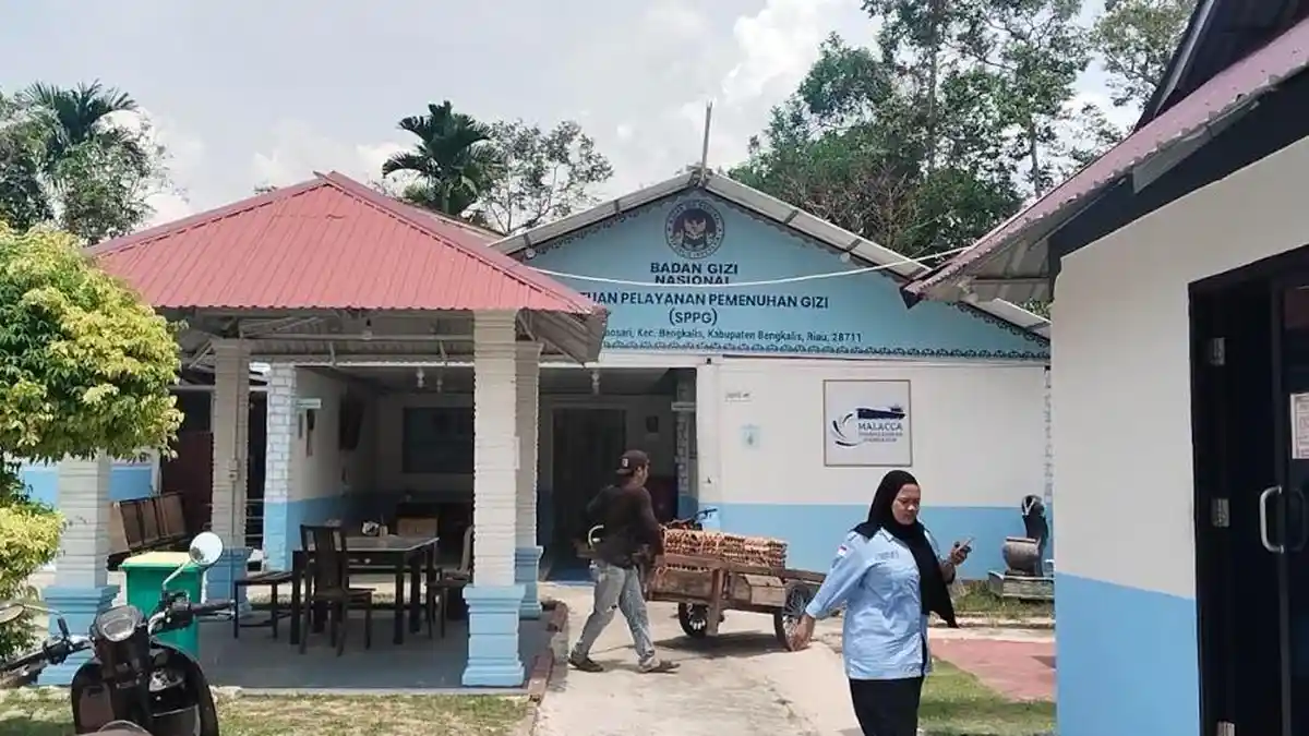 Dapur MBG di Pati Ditutup Sementara Usai 55 Santri Mual & Diare Usai ...