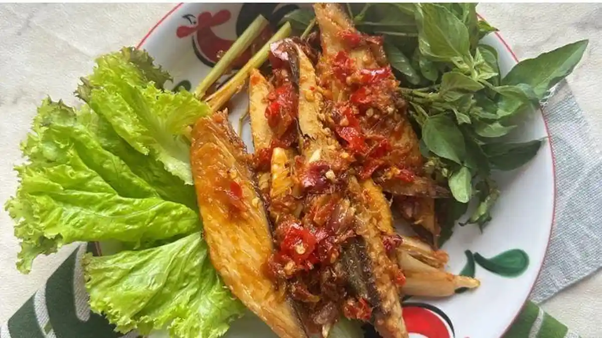 Resep Sambal Tongkol Bawang ala Rumah Makan Perkotaan
