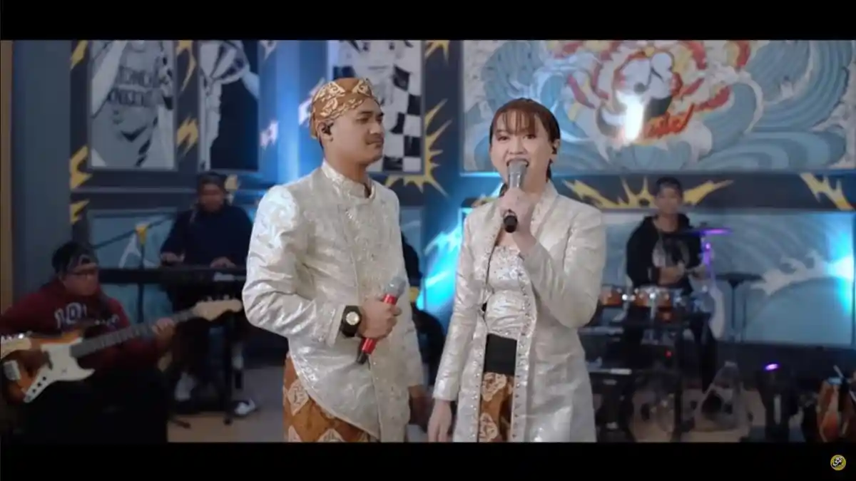 Kunci Gitar dan Lirik Lagu Iki Weke Sopo - Happy Asmara feat Gilga Sahid