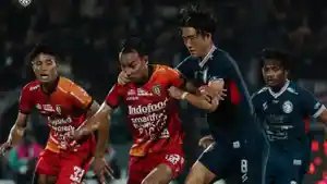 arema_baliu_ditunda.jpg