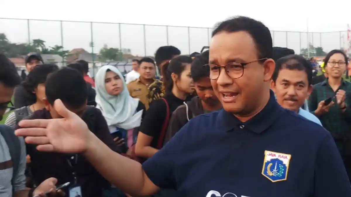 Dampak Pemadaman Listrik Massal, Anies Dorong Warga Pakai Panel Surya di Rumah