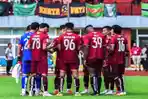 Para-pemain-Sriwijaya-FC-berdoa-sebelum-memulai-pertandingan-di-Liga-2-Indonesia.jpg
