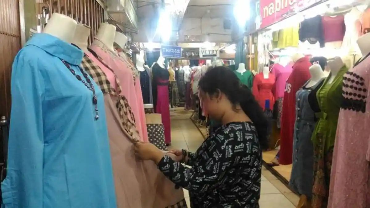 Pedagang Pasar 16 Ilir Palembang Was-was, Omzet Turun Drastis Hingga 50 Persen