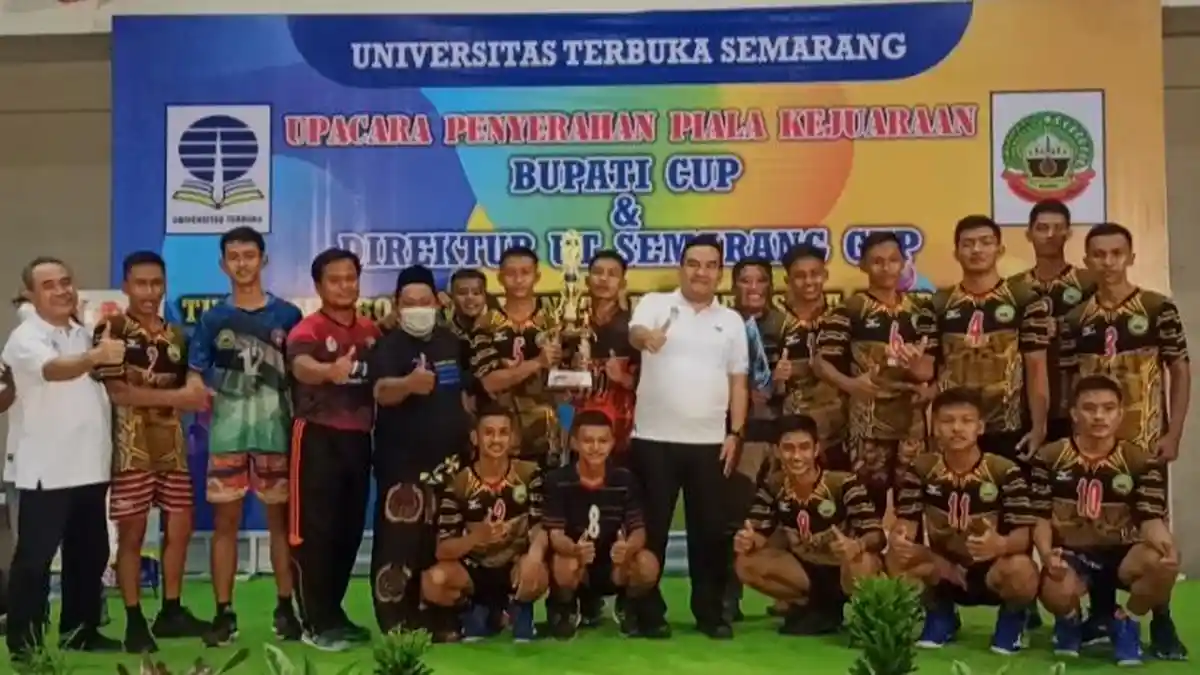 Bupati Blora Berharap Olahraga Voli di Blora Semakin Berkembang