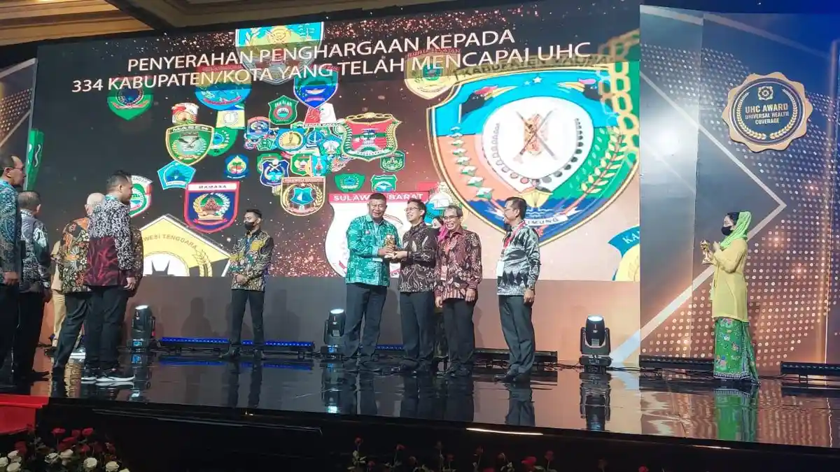 Prestasi Pemkab Anambas, Wapres RI Serahkan UHC Award 2023