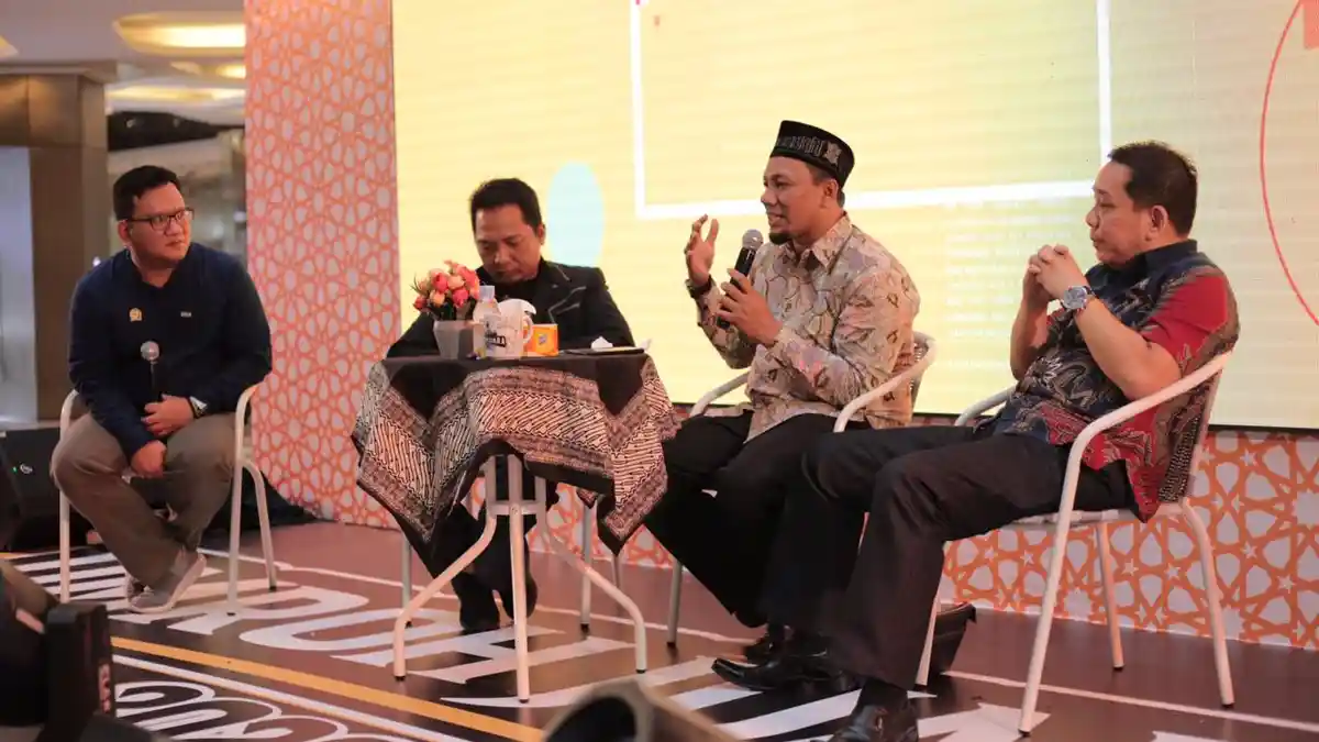 Anggota DPD RI Fadhil Rahmi Tawarkan Umrah Plus Aceh