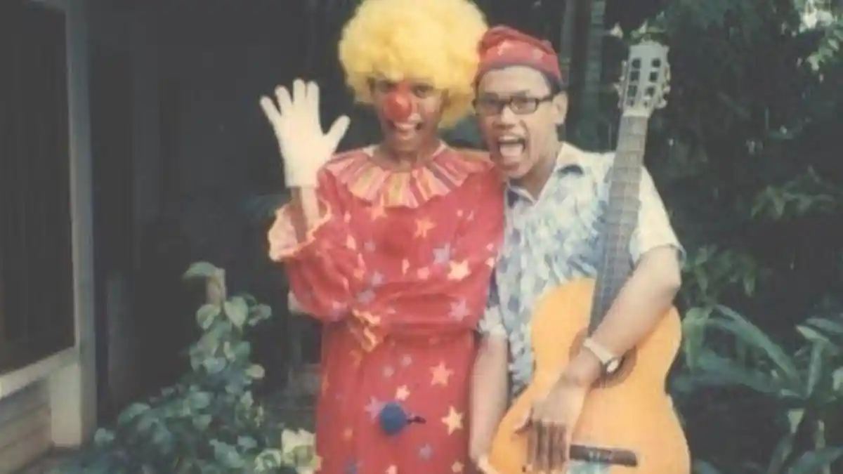 Jatuh Bangun Hidup Uya Kuya, Sempat Jadi Badut Keliling Hingga Disebut Presenter Bayaran Termahal