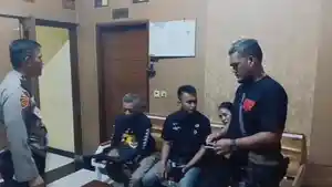 Tiga-pelaku-pemerasan-berkedok-anggota-Resmob-Polda-Jabar-di-Subang.jpg