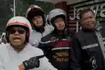 Gaya KDM Terjang Hujan Motoran Cek Jalan Provinsi, Potret Keseruan dengan Bupati dan Wali Kota