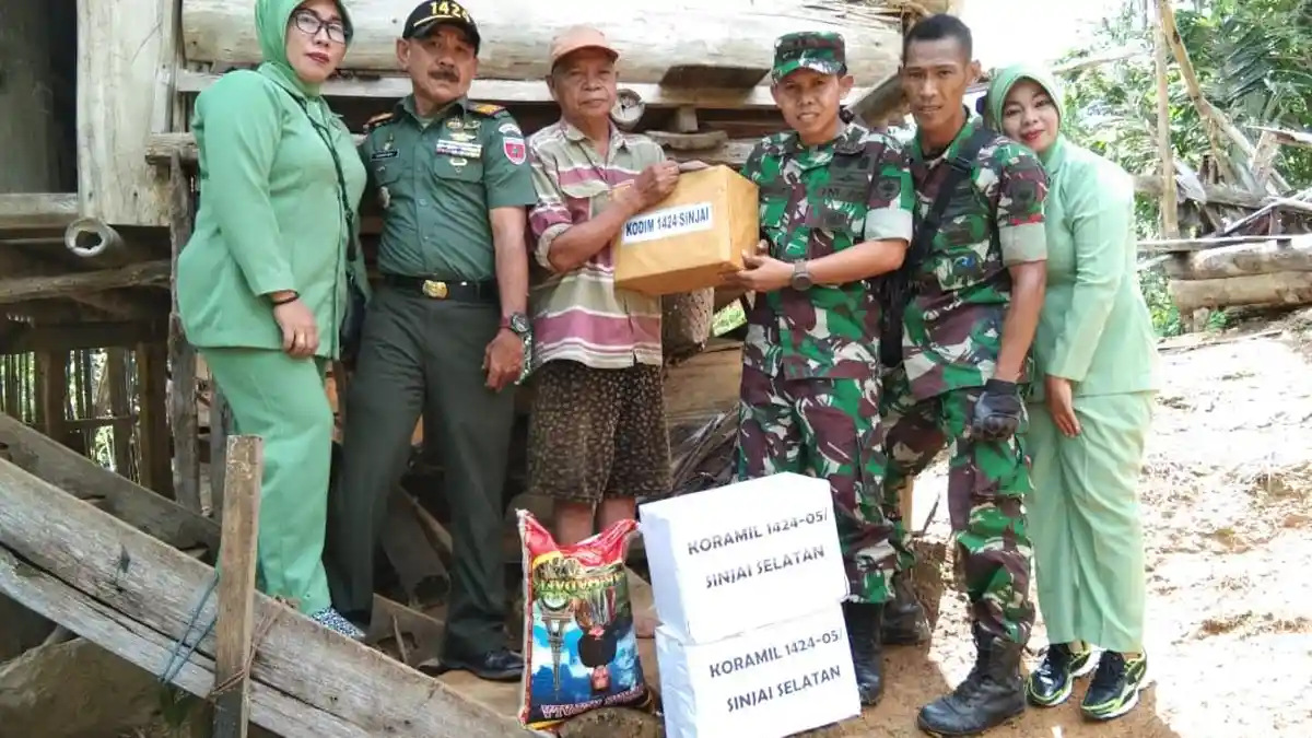 Dandim Sinjai Kunjungi Lelaki Sebatangkara di Puncak dan Bawa Bantuan