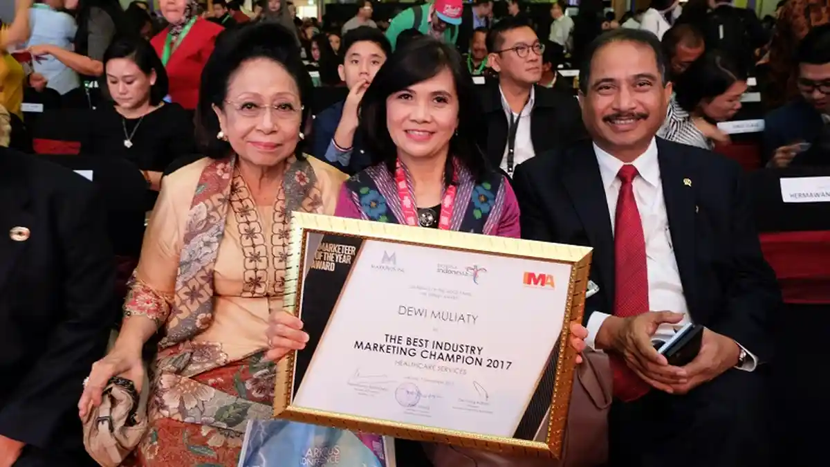 Prodia Raih Penghargaan 'The Best Industry Marketing Champion 2017'