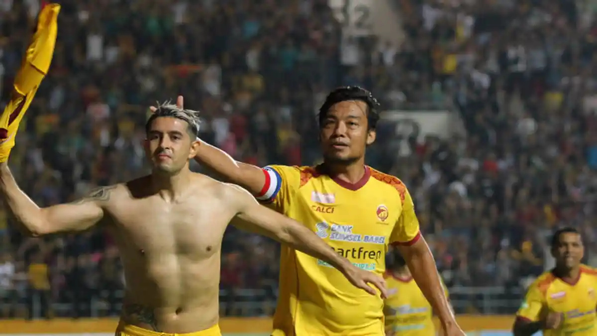 Pemain Sriwijaya FC, Esteban Viscarra Diisukan ke Persib, Manajer Persib : Viscara Pasti Mau