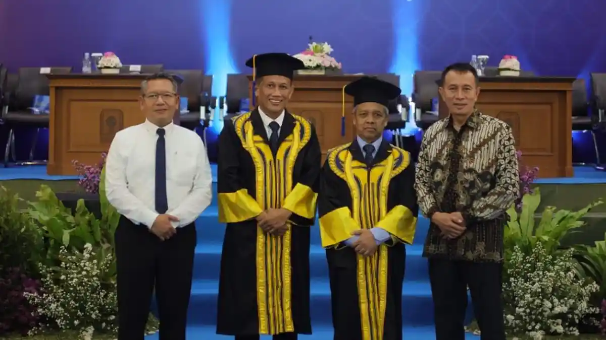 UII Punya Tambahan Dua Guru Besar, Pakar Jurnalisme dan Ushul Fikih