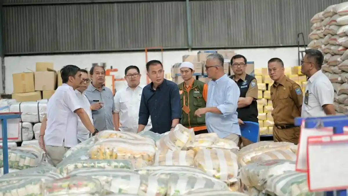 Bey Machmudin Sebut Stok Beras di Jabar Aman hingga Desember 2023