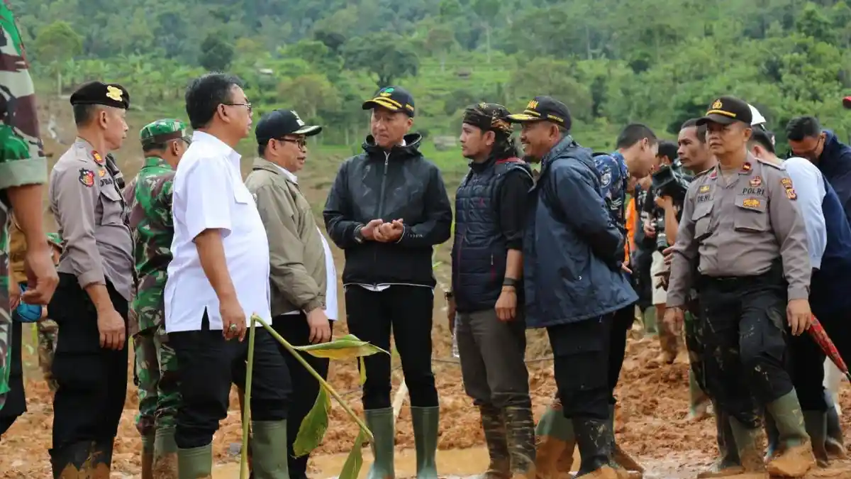 14 KK Korban Tanah Longsor di Kampung Adat Sirnaresmi Penerima Manfaat Program Keluarga Harapan