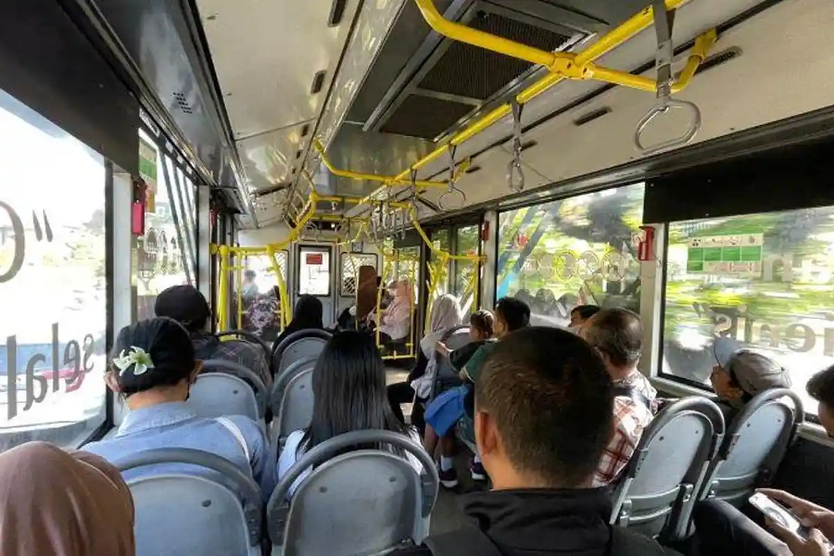 Kewalahan Talangi Subsidi Transportasi Umum, Gubernur Pramono Putuskan Naikkan Tarif Transjakarta 