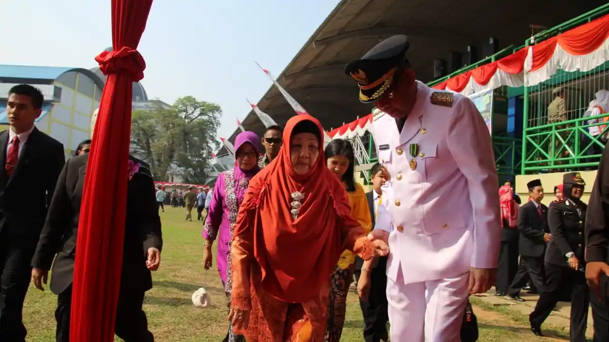 Sutarmidji Ajak Ibunda Hadiri Upacara HUT RI ke-73