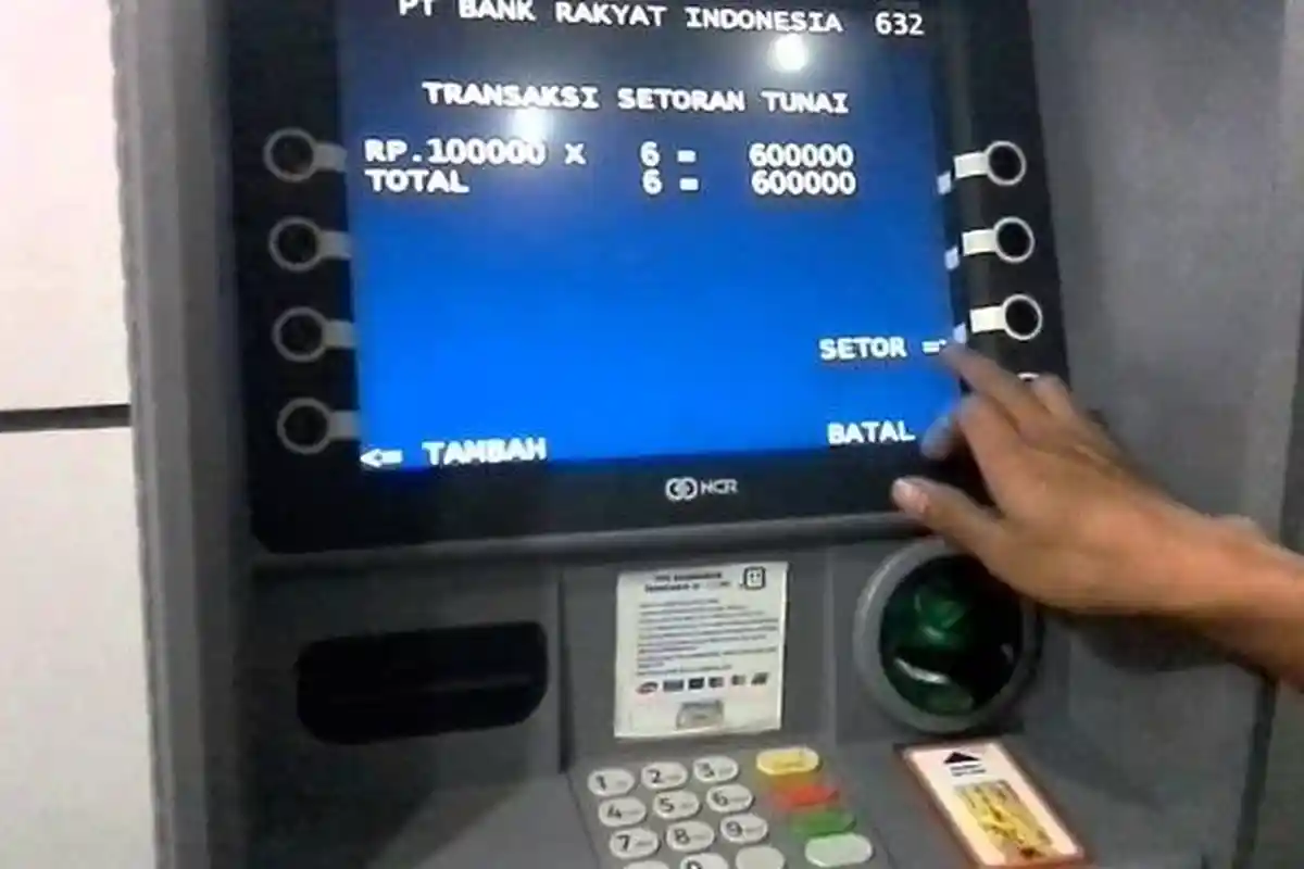 Ini Alasan si Pegawai Mencuri Uang di ATM BRI