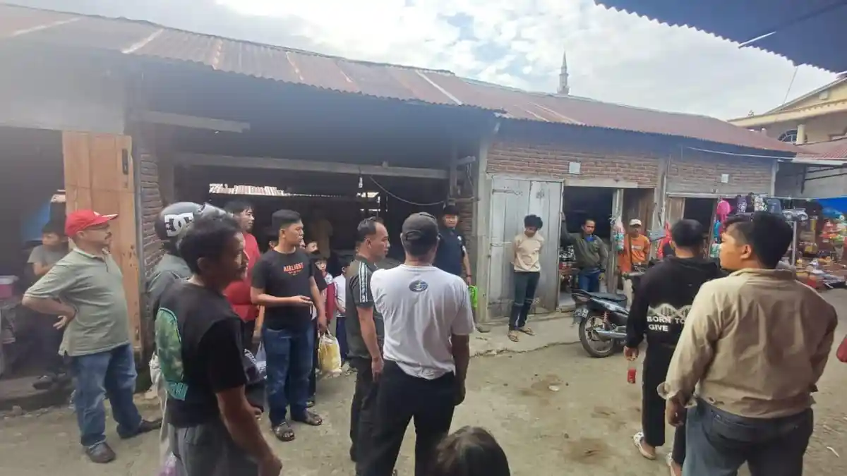 Keponakan Ditikam Paman Pakai Pisau Dapur di Pasar Batetangnga Polman
