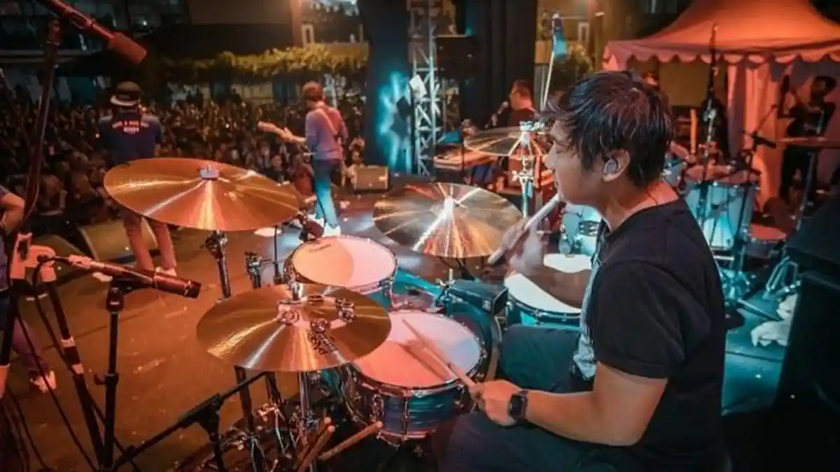 Brian Drummer Bongkar Alasan Hengkang dari Sheila on 7, Dipaksa Mengundurkan Diri?
