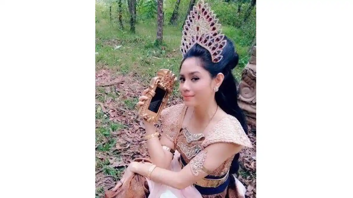 Saphira Indah Meninggal Dunia Dikabarkan dalam Kondisi Hamil 5 Bulan, Warganet Kirim Doa