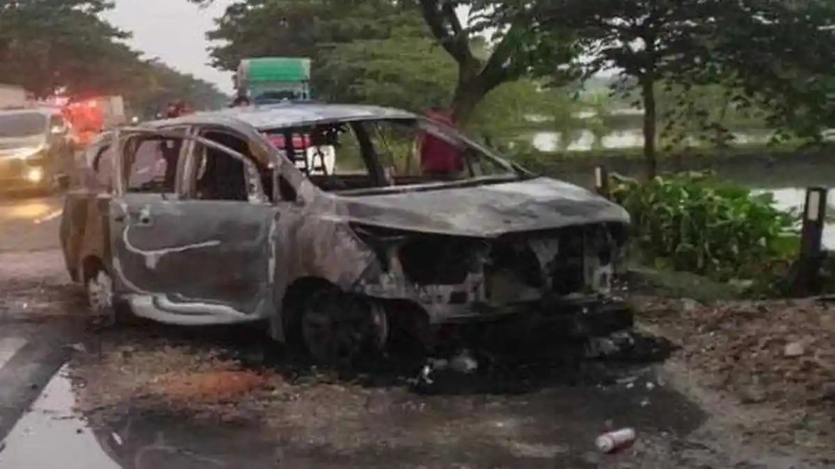 Usai Isi Bensin di SPBU, Mobil Meledak dan Terbakar di Tuban, Penumpang Selamat