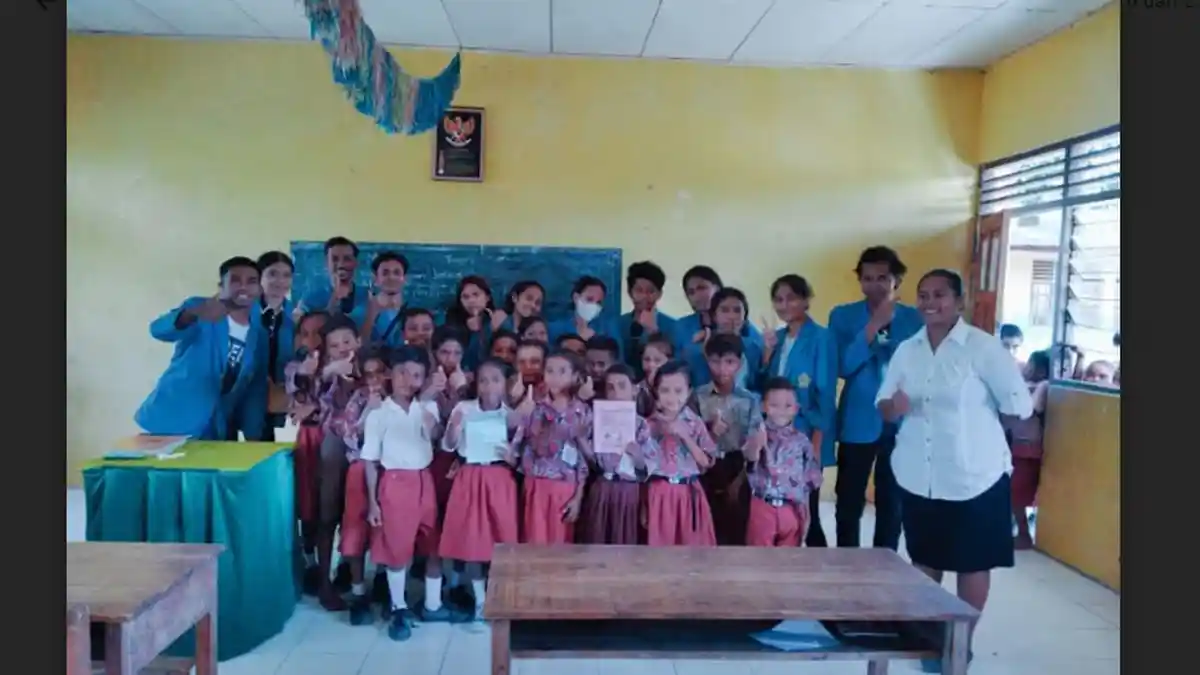 Program Aman Calistung Mahasiswa KKNT-PPM Unwira Direspon Positif di SDN Nino