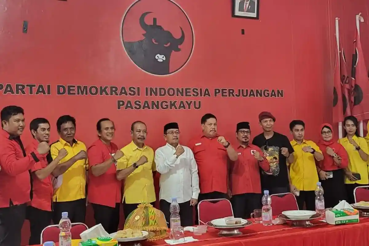 Kembalikan Formulir ke PDIP Pasangkayu, Yaumil Ambo Djiwa Harap Dapat Rekomendasi DPP